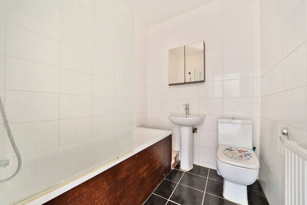 Woodstock Road, London, N4 photo 16