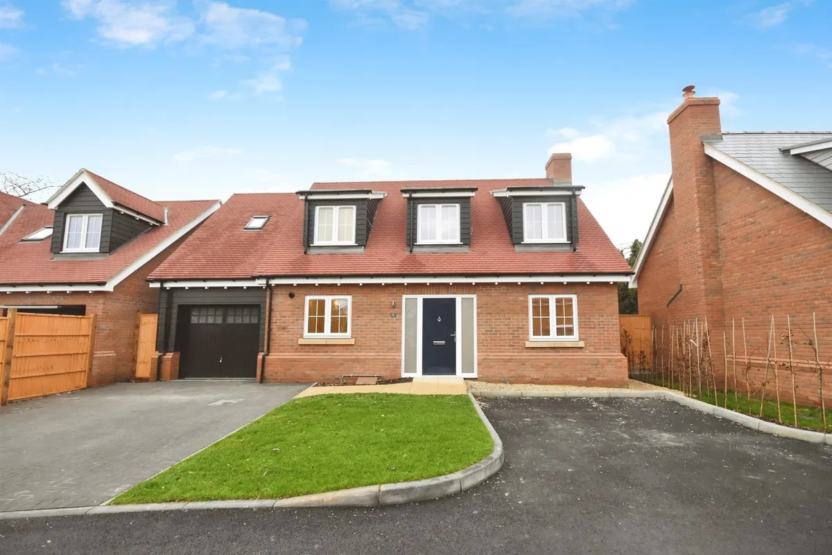 Elizabeth Place, Gosfield, Halstead