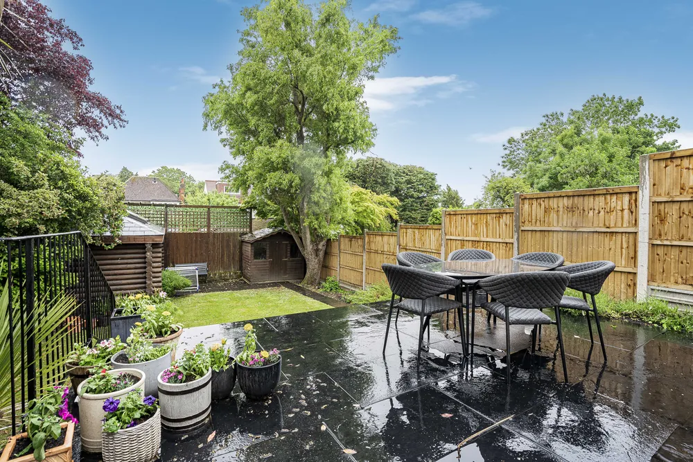 Hadley Road, Barnet, EN5