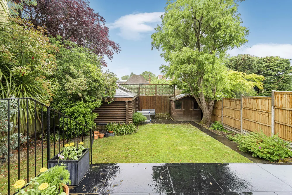 Hadley Road, Barnet, EN5