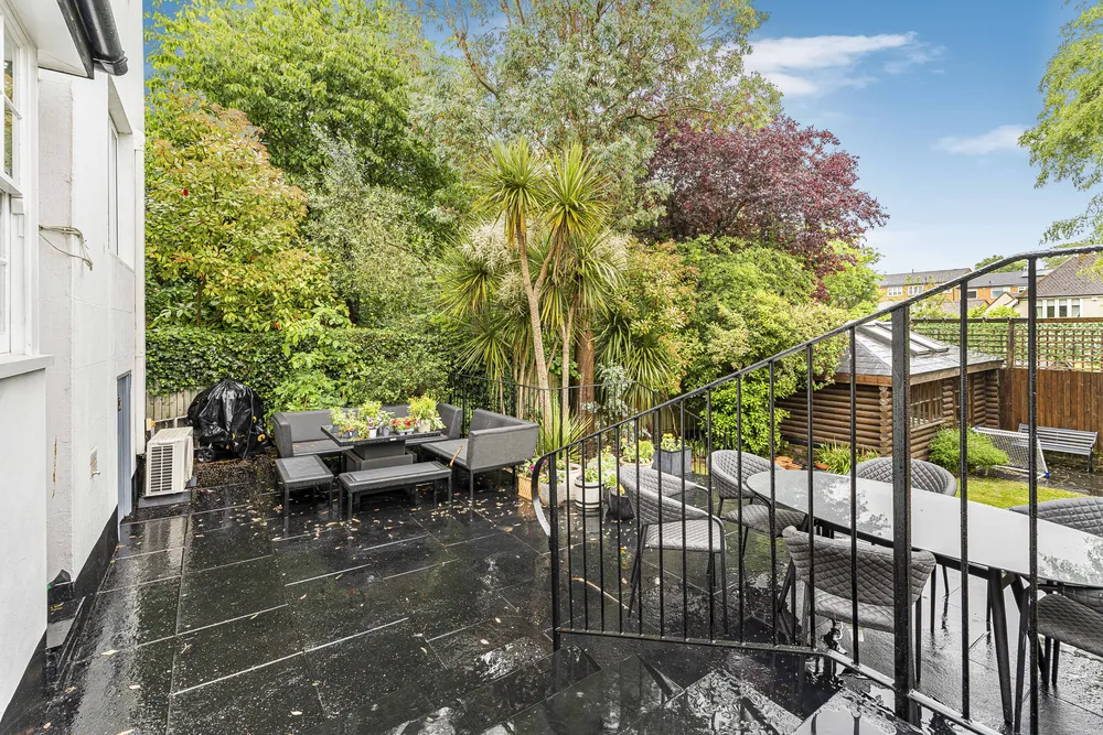 Hadley Road, Barnet, EN5