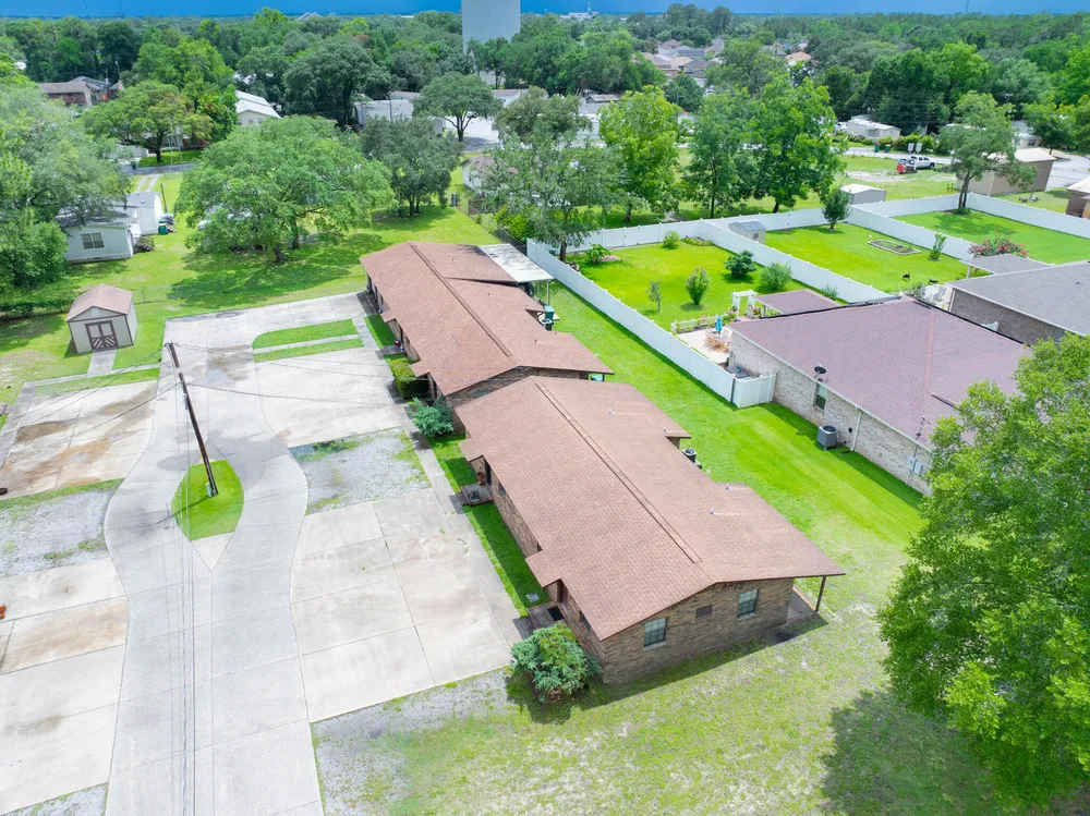 818 Lark St, Fort Walton Beach, FL 32547