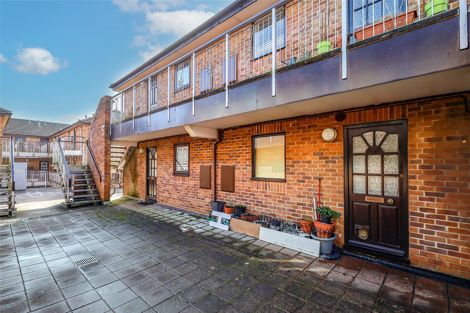 Linden Drive, Liss, Hampshire, GU33 Image 1
