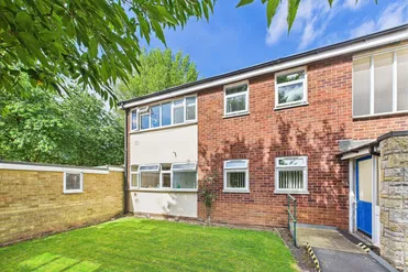 1 bedroom Property For Sale