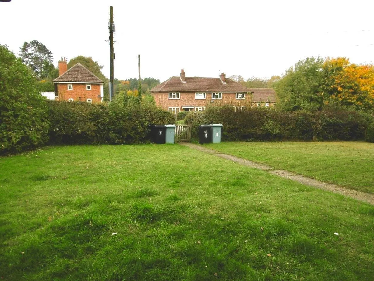 HIGH STREET, COLSTERWORTH