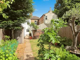 Oundle Road, PETERBOROUGH thumb 3
