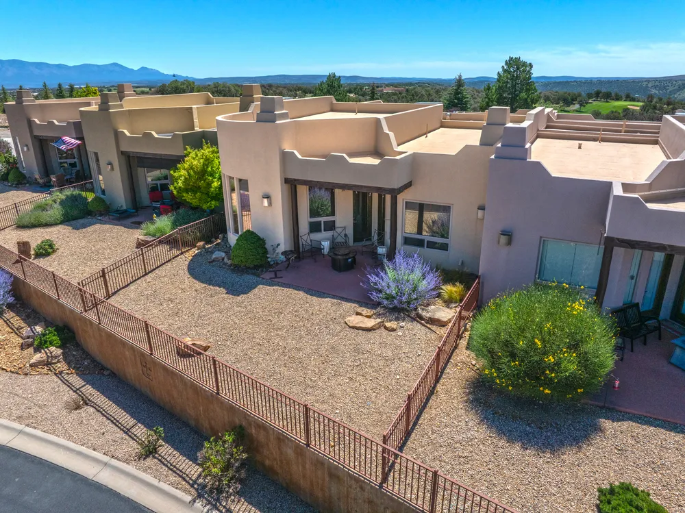 245 Pueblo Loop, Alto, NM 88312