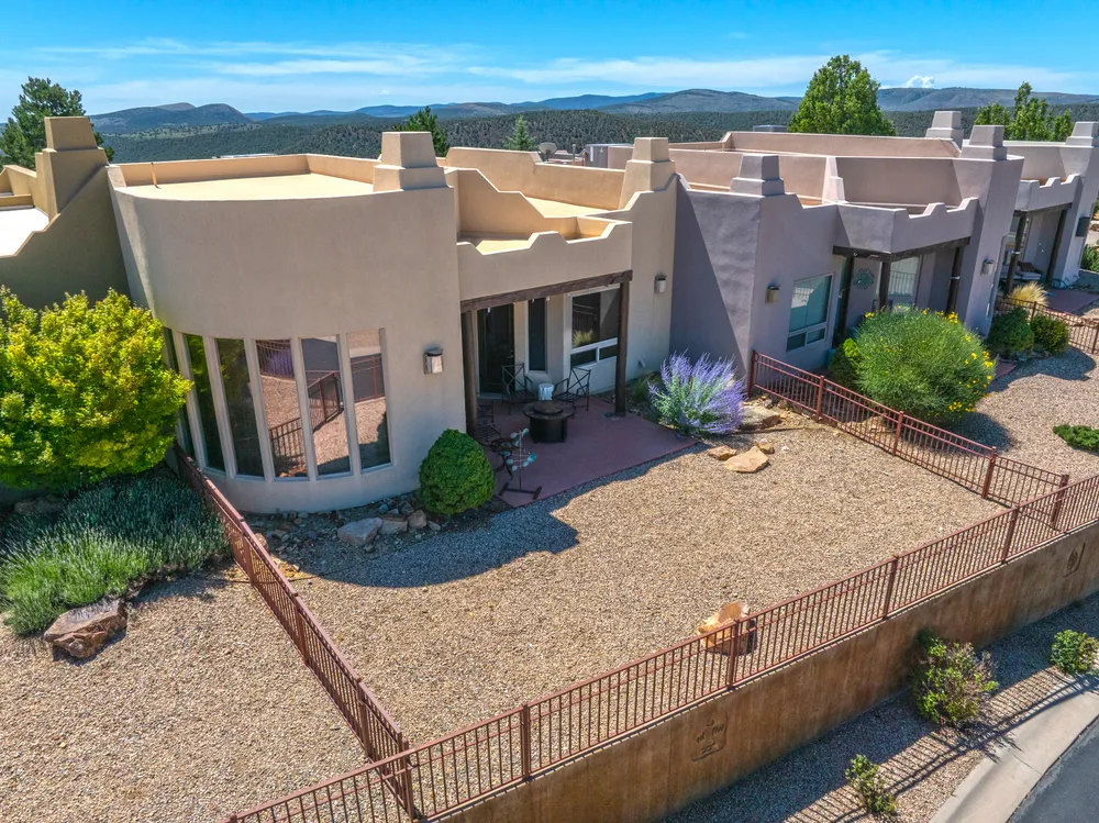 245 Pueblo Loop, Alto, NM 88312
