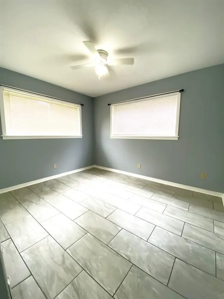 810 Poleman Rd, Shreveport, LA 71107