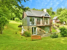 Oakridge, St. Mellion, Saltash photo