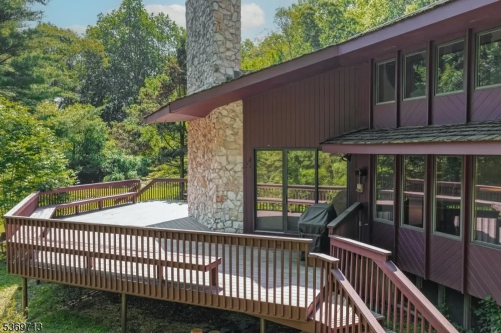 15 Long Hill Rd, Harding, NJ 07920