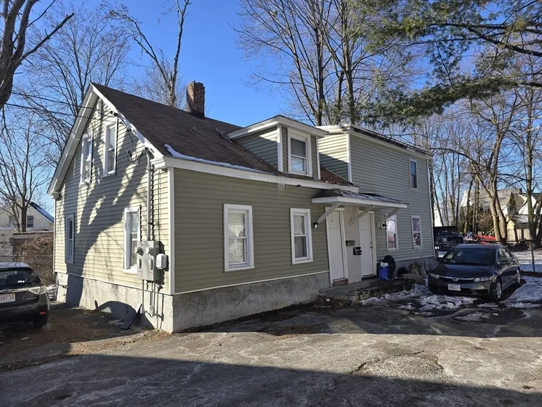 2 Harrison Pl, Lowell, MA 01850