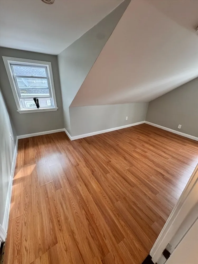 2 Harrison Pl, Lowell, MA 01850