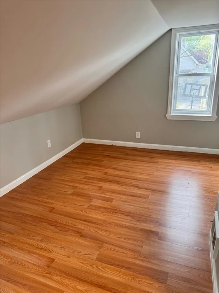 2 Harrison Pl, Lowell, MA 01850
