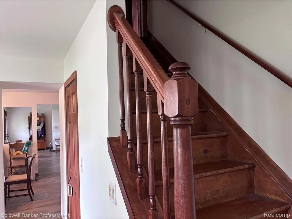 39883 Duluth St, Harrison Township, MI 48045-1511