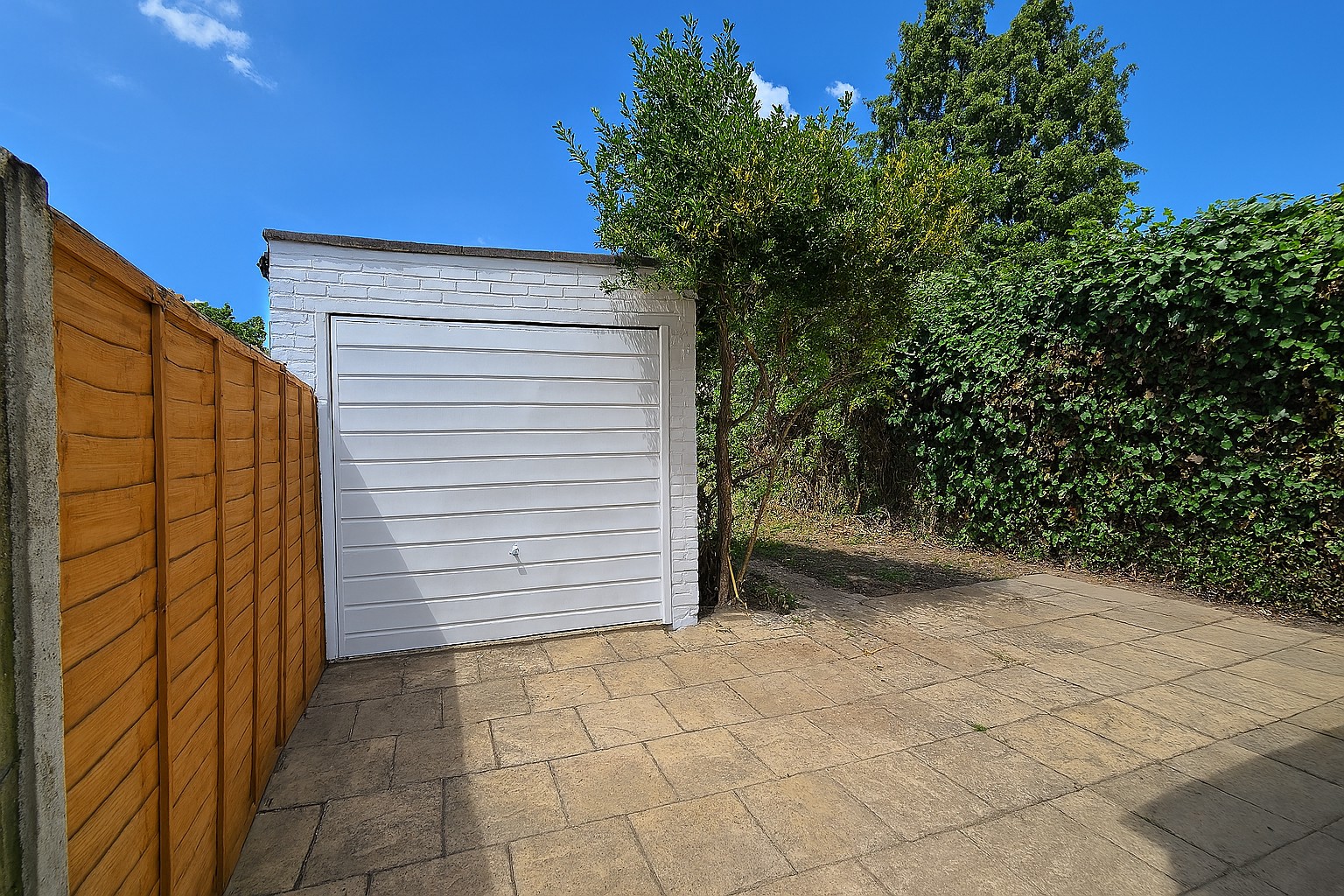 Newly Refurbished Three Bedroom House To  Let Lynton Avenue NW9 Image 16