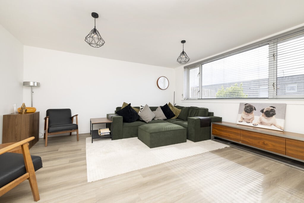 46 Carledubs Crescent, Uphall, Broxburn, EH52 6TQ Image 3
