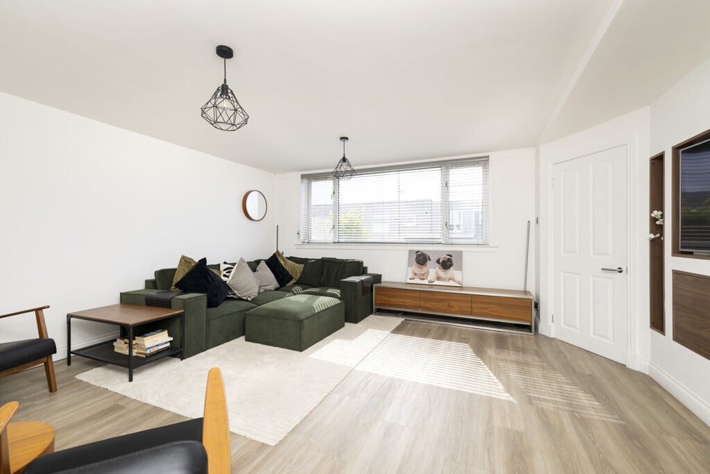 46 Carledubs Crescent, Uphall, Broxburn, EH52 6TQ Image 4