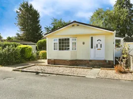 Shamblehurst Lane South, Hedge End, Southampton photo