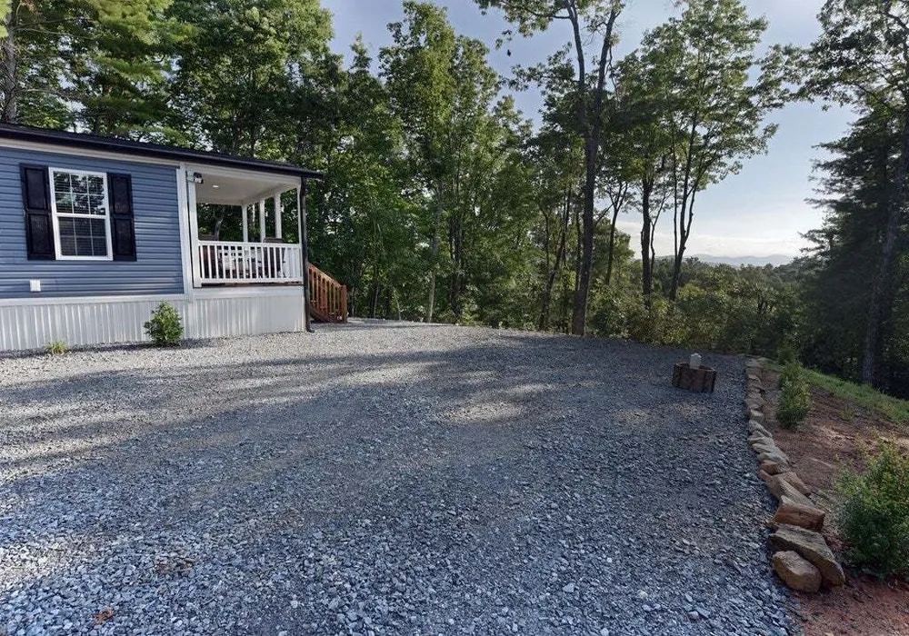 975 Bunker Hill Rd, Blairsville, GA 30512