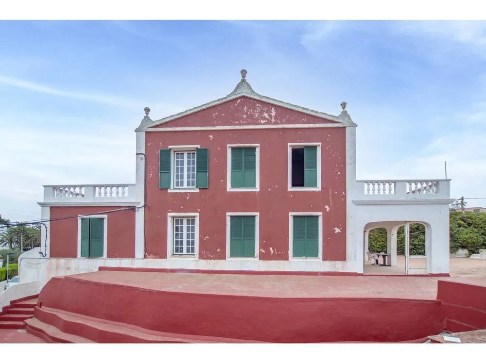 3, Es Castell