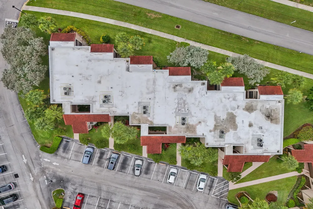 5306 Cedar Lake Dr, Boynton Beach, FL 33437