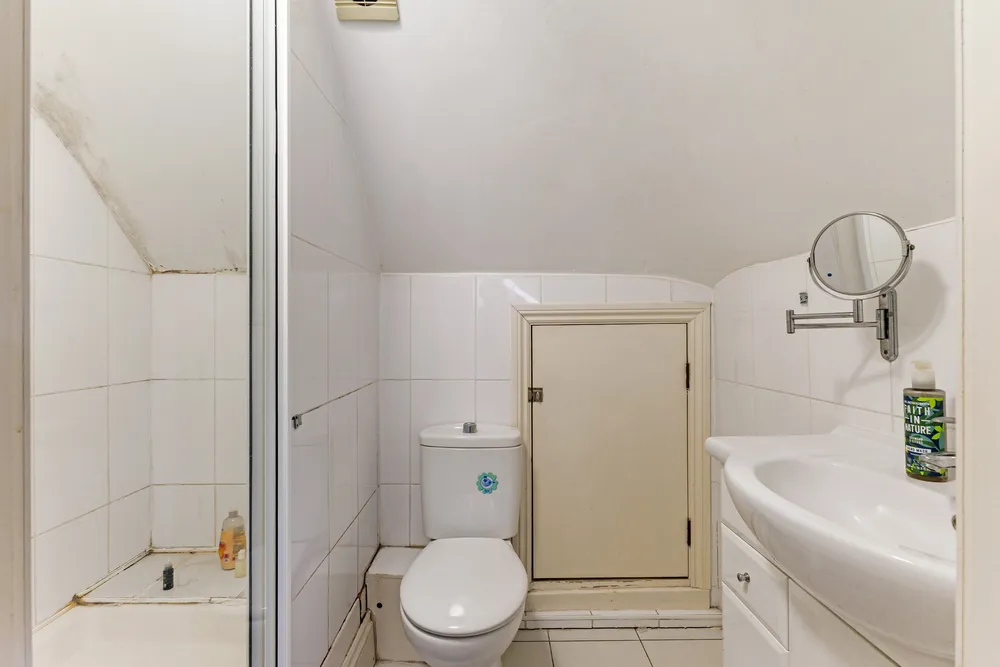 Whitegate Gardens, Harrow, HA3