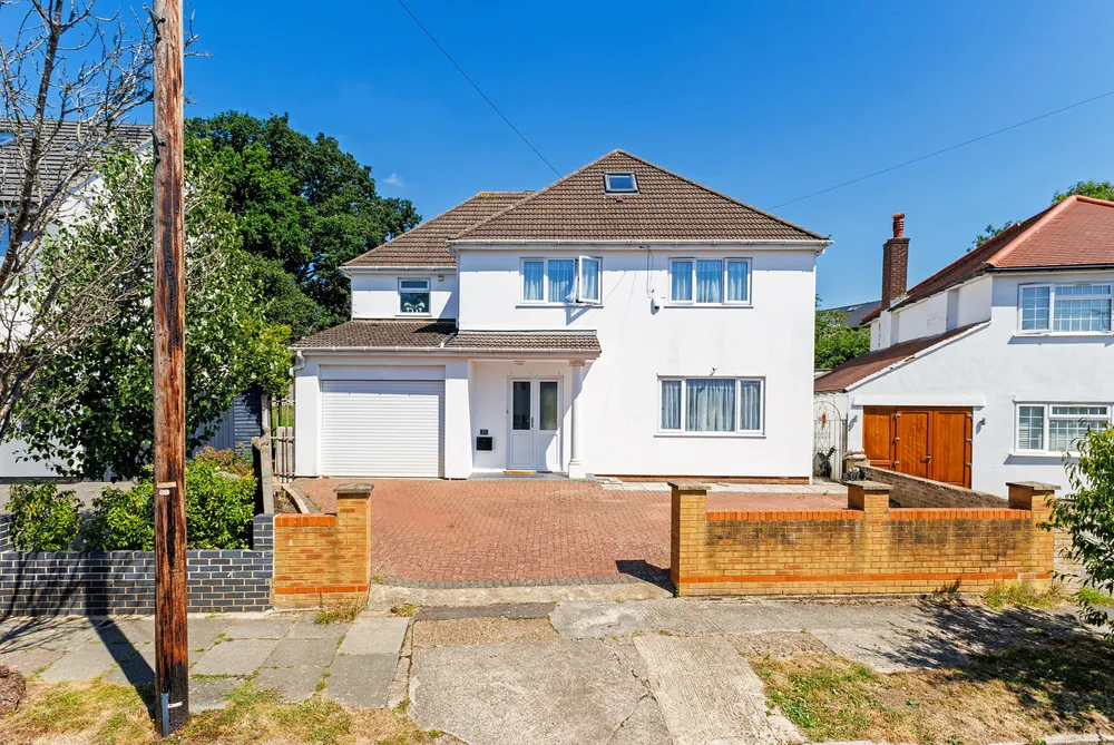 Whitegate Gardens, Harrow, HA3