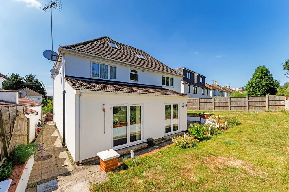 Whitegate Gardens, Harrow, HA3