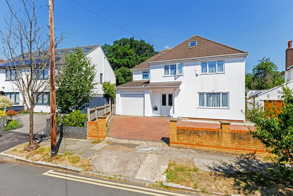 Whitegate Gardens, Harrow, HA3