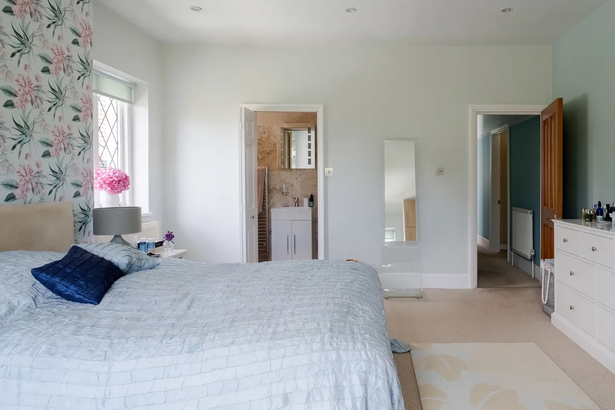 Woodside Avenue, LONDON, N6 photo 17