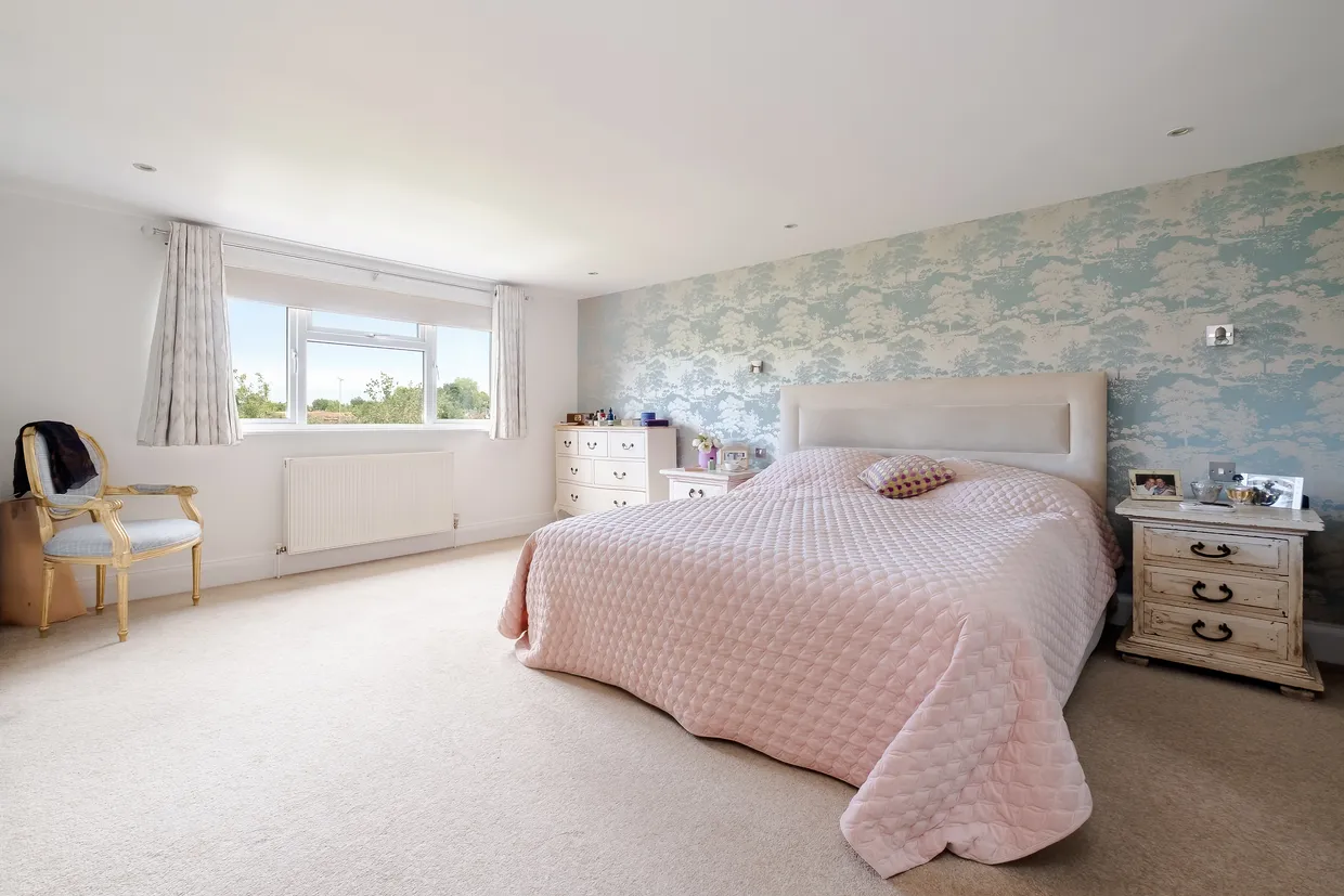 Woodside Avenue, LONDON, N6 photo 19
