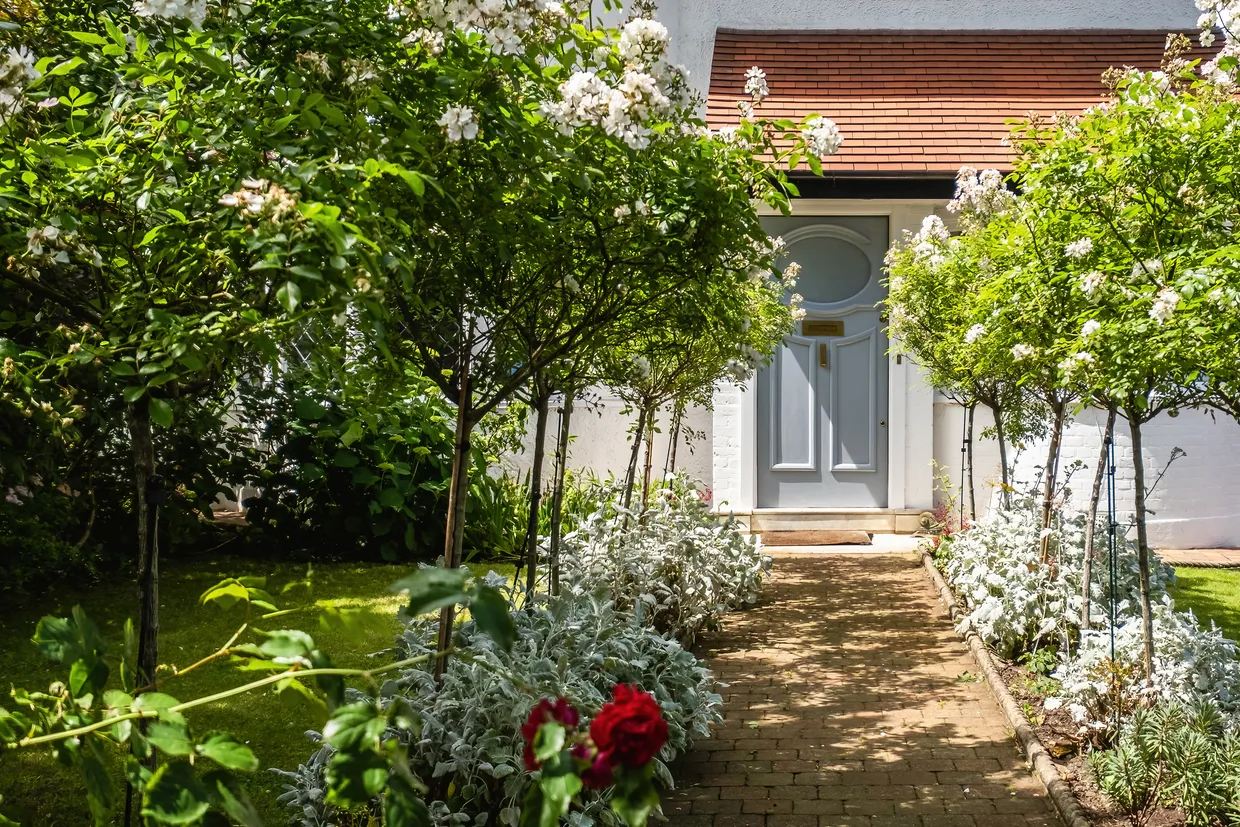 Woodside Avenue, LONDON, N6 photo 28