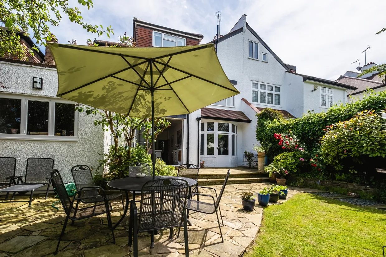 Woodside Avenue, LONDON, N6 photo 31