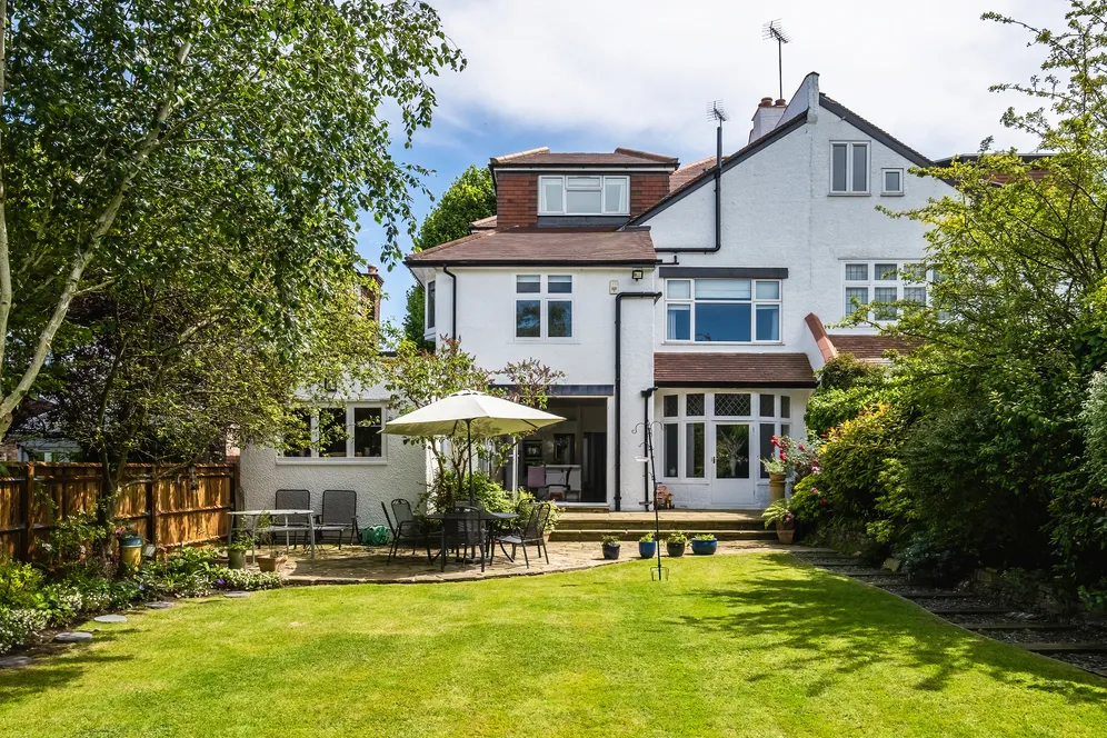 Woodside Avenue, LONDON, N6 photo 34