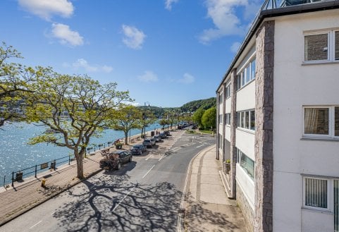 North Embankment, Dartmouth