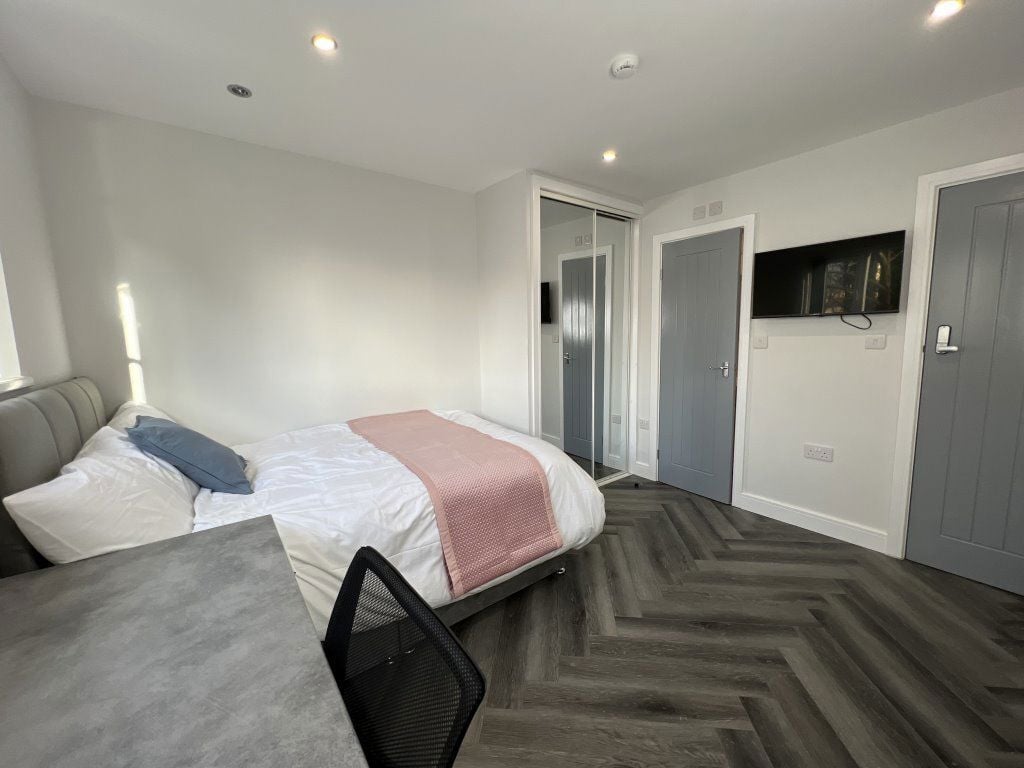 42 George Road, B29 6AH Image 2