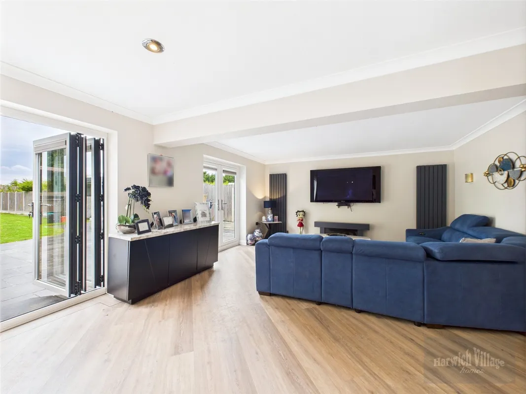 Dumont Avenue, St. Osyth, Clacton-on-Sea, Essex, CO16