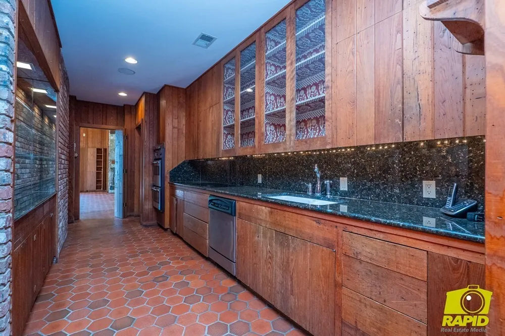 800 W Avenue D, San Angelo, TX 76903