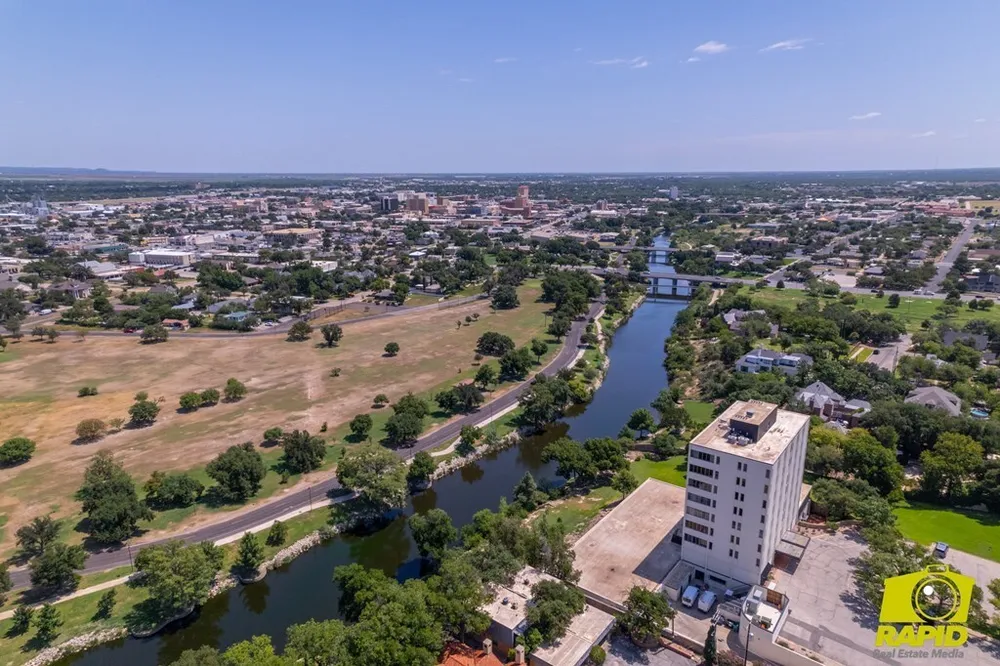 800 W Avenue D, San Angelo, TX 76903