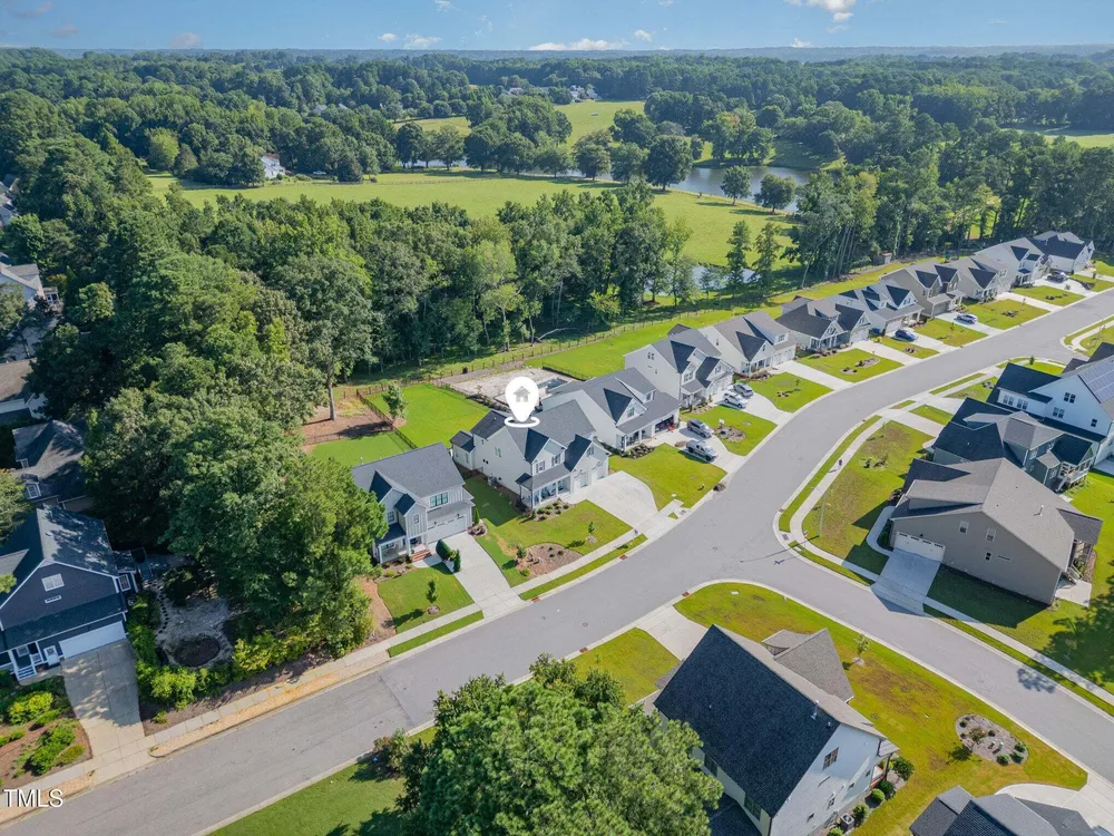 2213 Terri Creek Dr, Fuquay Varina, NC 27526
