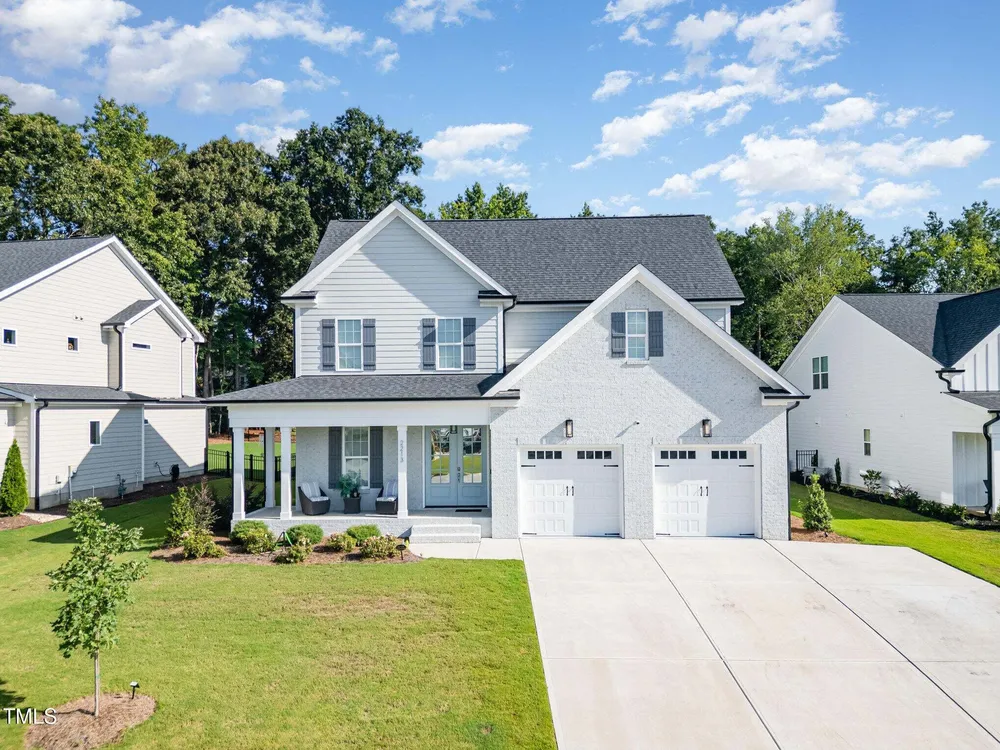 2213 Terri Creek Dr, Fuquay Varina, NC 27526