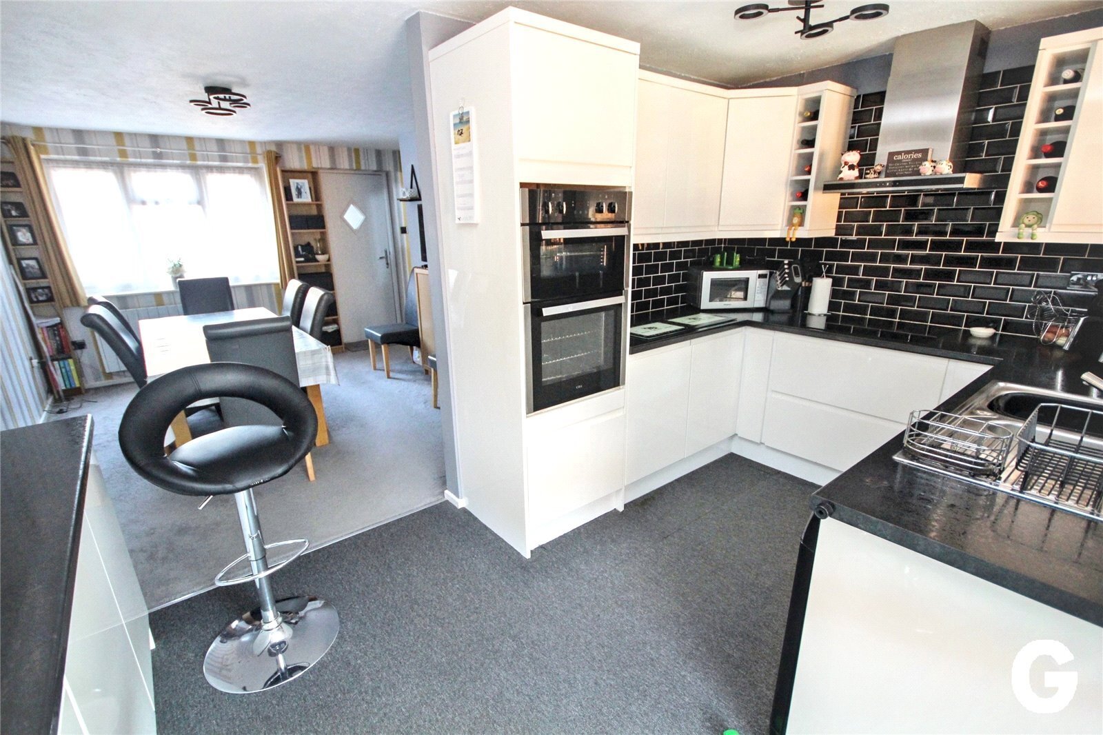 Willow Drive, Ringwood, BH24 Image 5