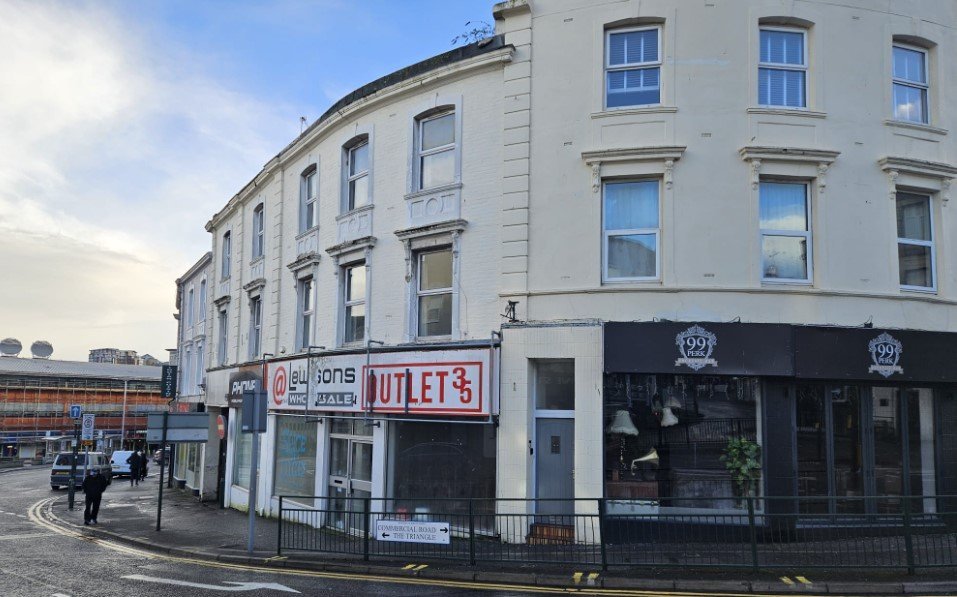 34 The Triangle, Bournemouth Image 1