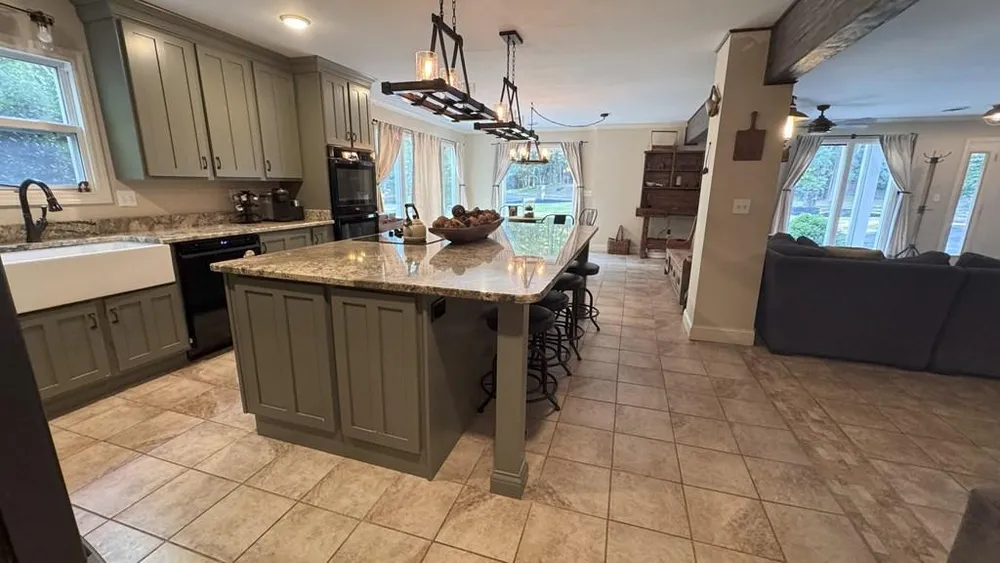 1833 Wood Valley Dr, Dalton, GA 30720