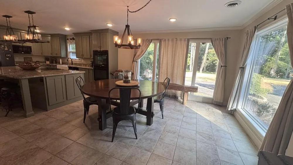 1833 Wood Valley Dr, Dalton, GA 30720