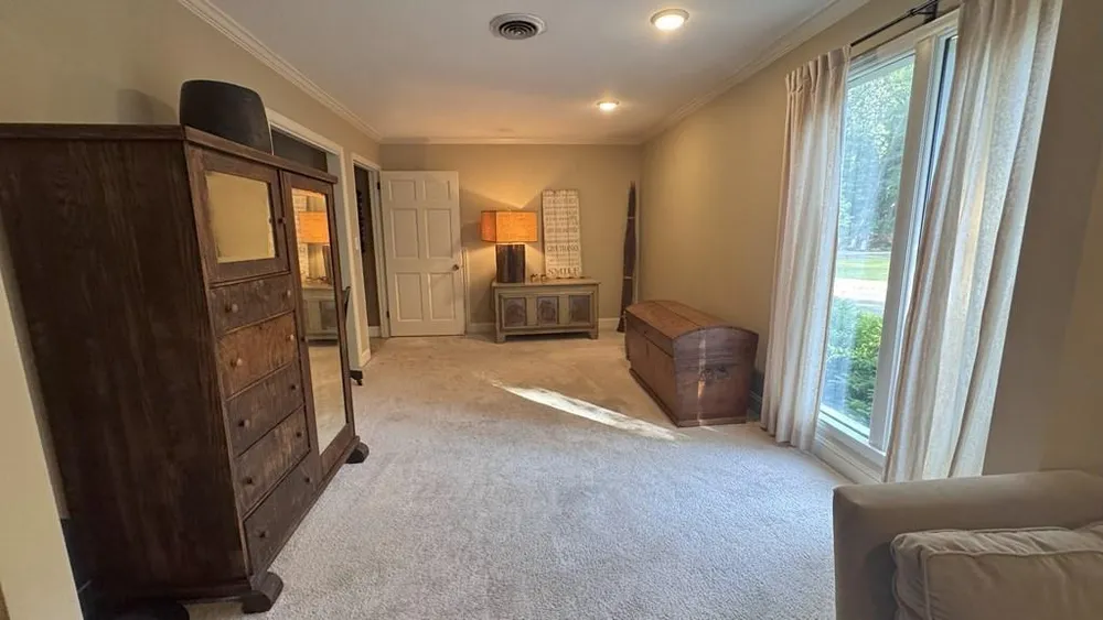 1833 Wood Valley Dr, Dalton, GA 30720