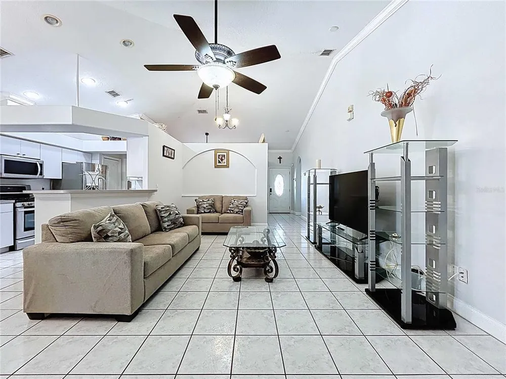 3324 W Abdella St, Tampa, FL 33607