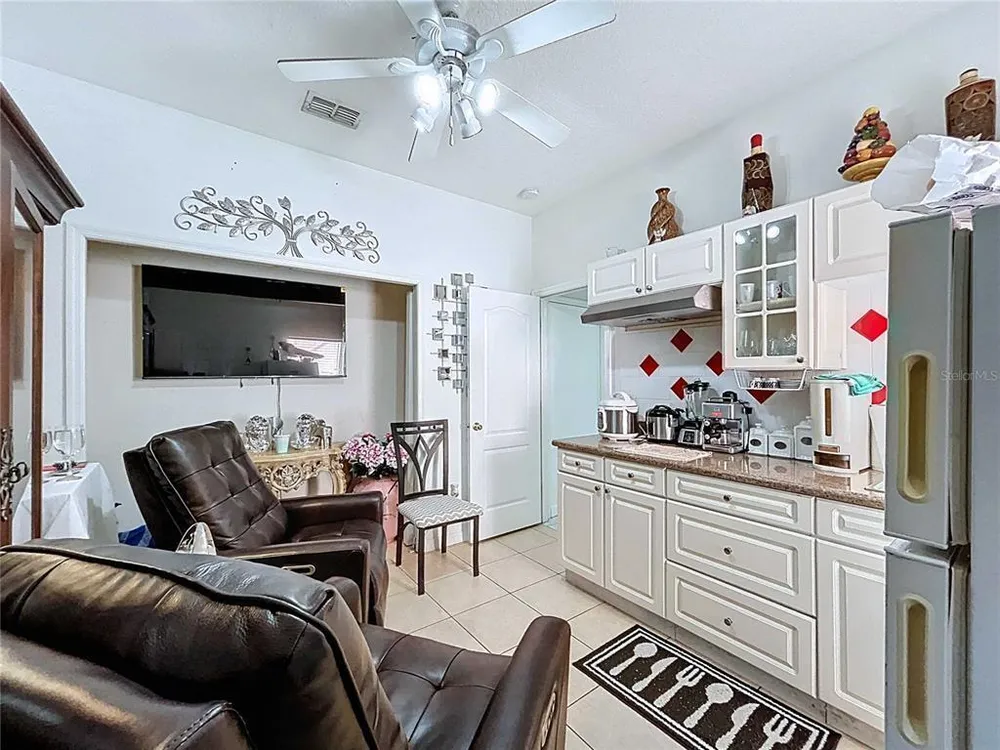 3324 W Abdella St, Tampa, FL 33607