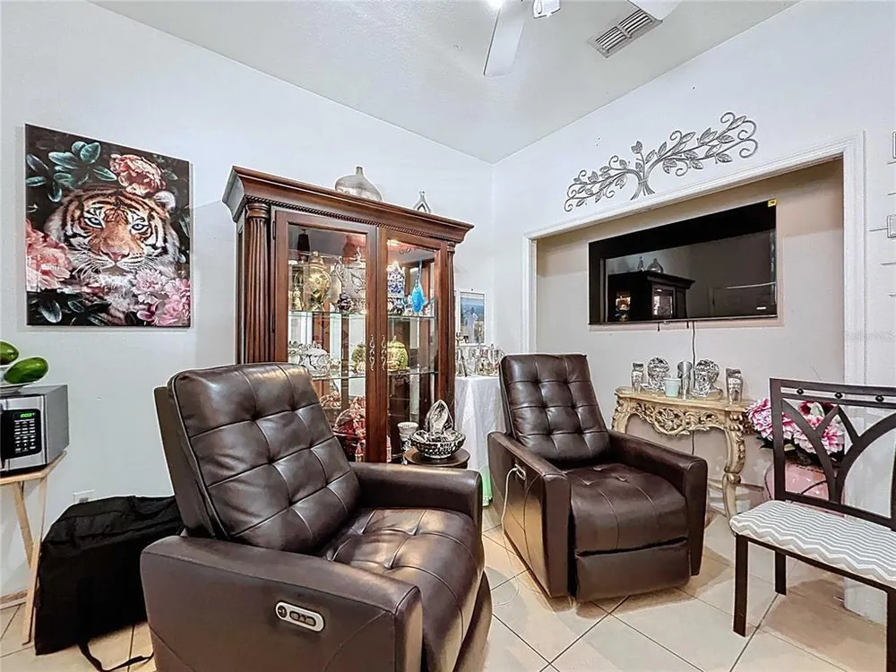 3324 W Abdella St, Tampa, FL 33607